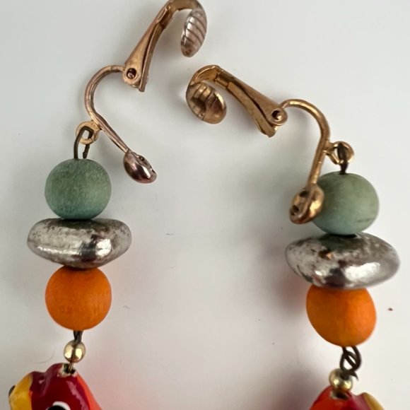 Vintage MSM MOD Beaded Wooden Parrot Necklace and Earrings - Picture 8 of 10